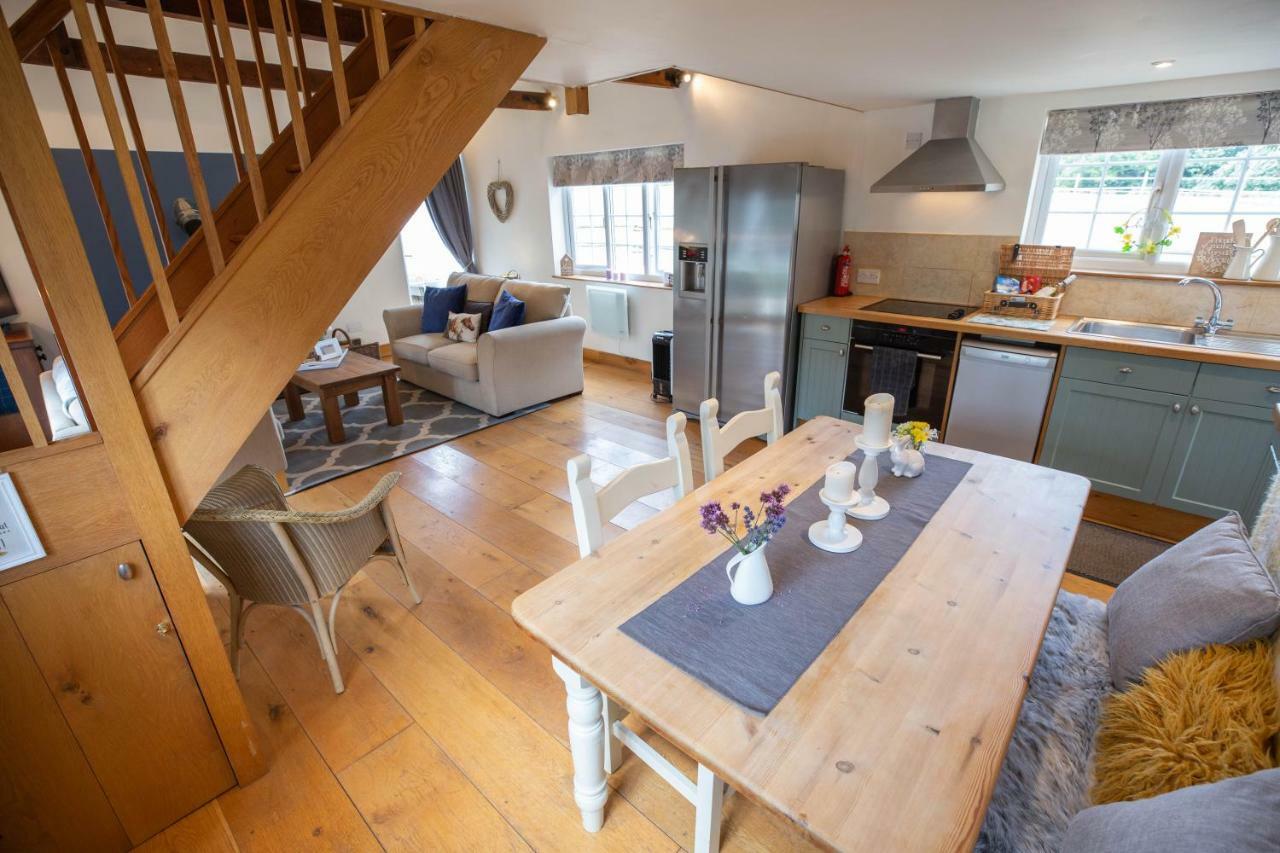 Cherry Orchard Lodge Bath Esterno foto