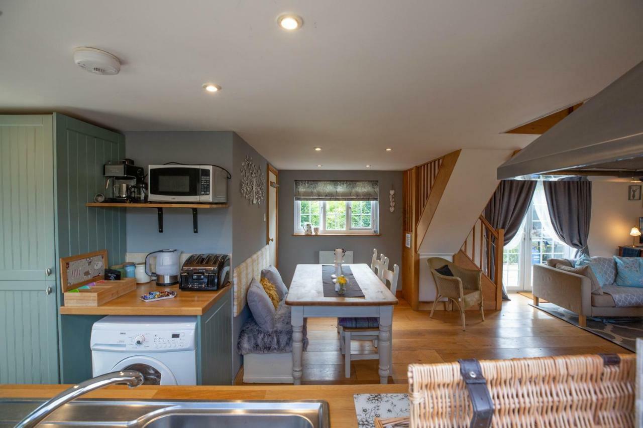 Cherry Orchard Lodge Bath Esterno foto